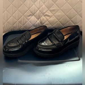 Beautiful platform Franco Sarto - Black patent Women’s - Size 7